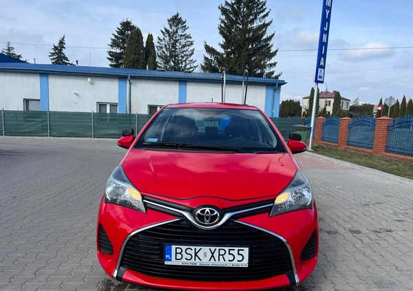 Toyota Yaris cena 27900 przebieg: 288000, rok produkcji 2017 z Sokółka małe 67